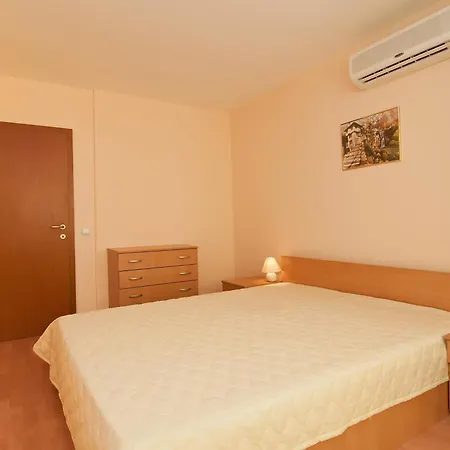 Lejlighed Crown And Imperial Apartments Sveti Vlas