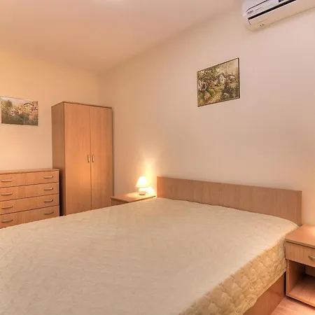 Lejlighed Crown And Imperial Apartments Sveti Vlas