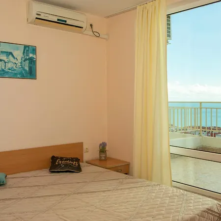 Crown And Imperial Apartments Sveti Vlas