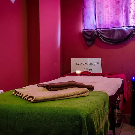 Апартаменты Crown And Imperial Свети-Влас